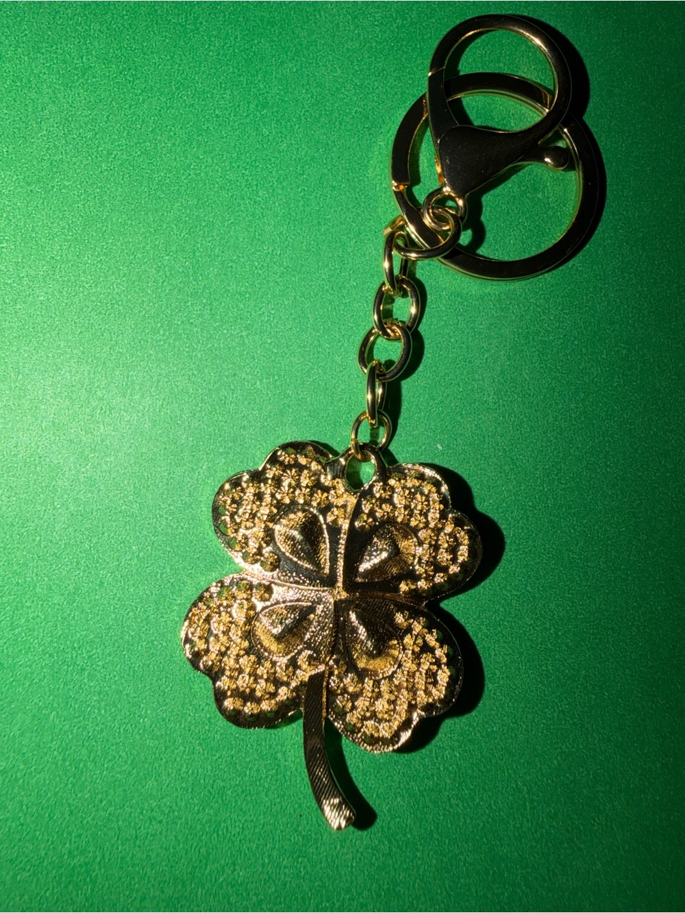 Iridescent Crystal Four-Leaf Clover Keychain - Gold Tone NWOT - Picture 3 of 6